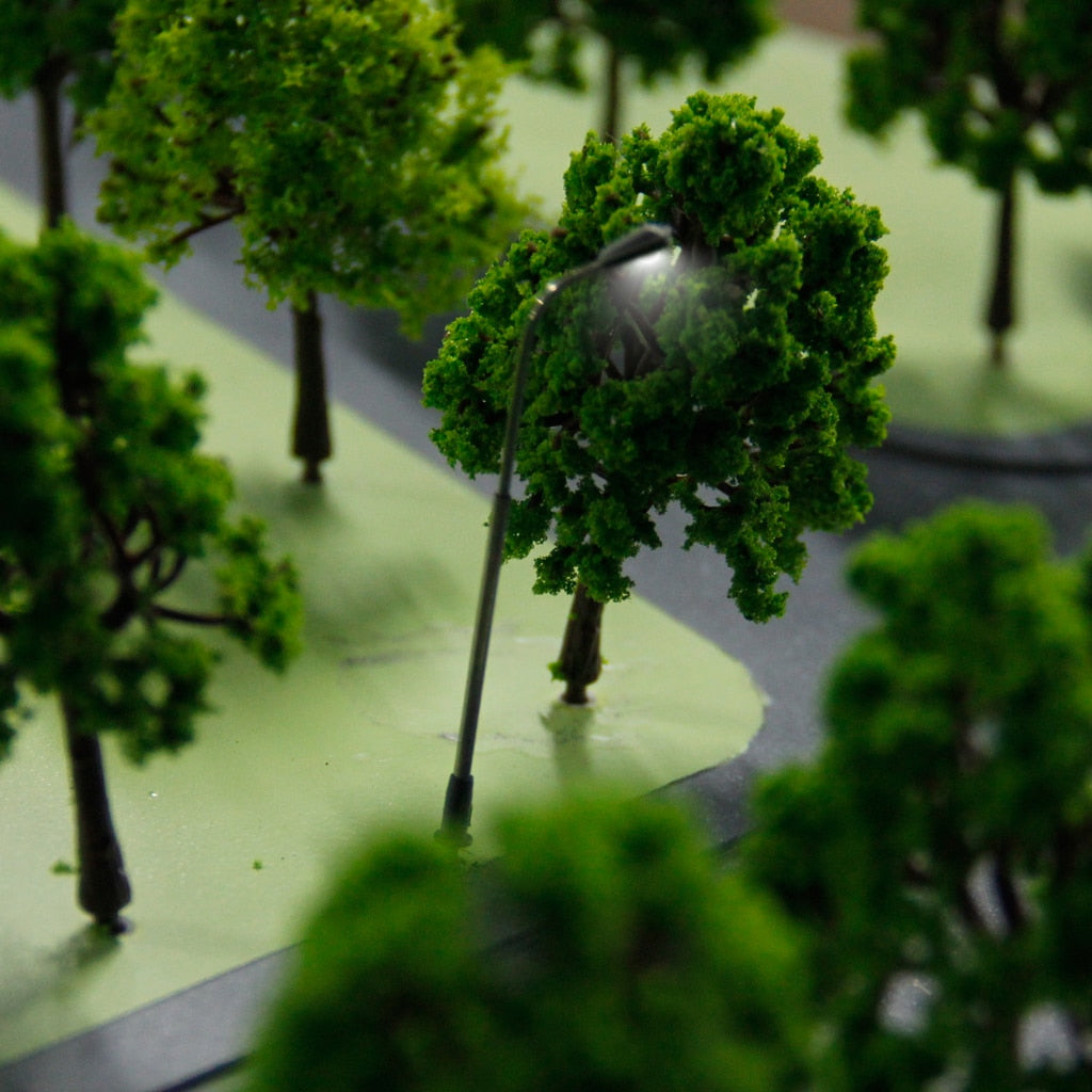 10pcs/Set Model Railway Train Street Lamp Post Lights 1/200 Scale Mini Size for Diorama Accessories