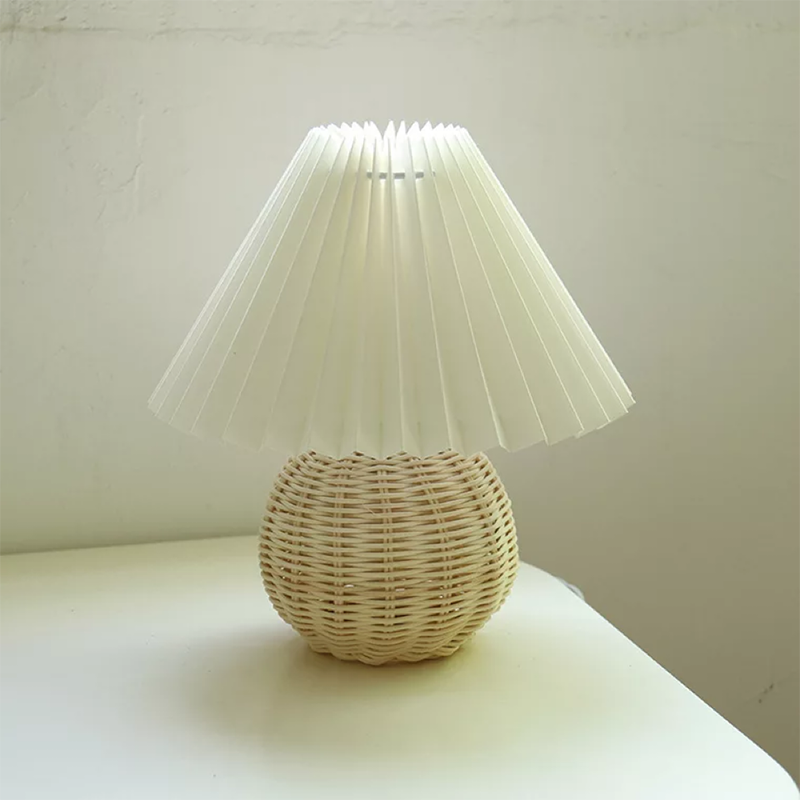 Vintage Rattan Lamp Table Korean Table Lamps for Bedroom Lamp Living Room Light Home Deco Creative Pleats Lamp with Led Bulb E27