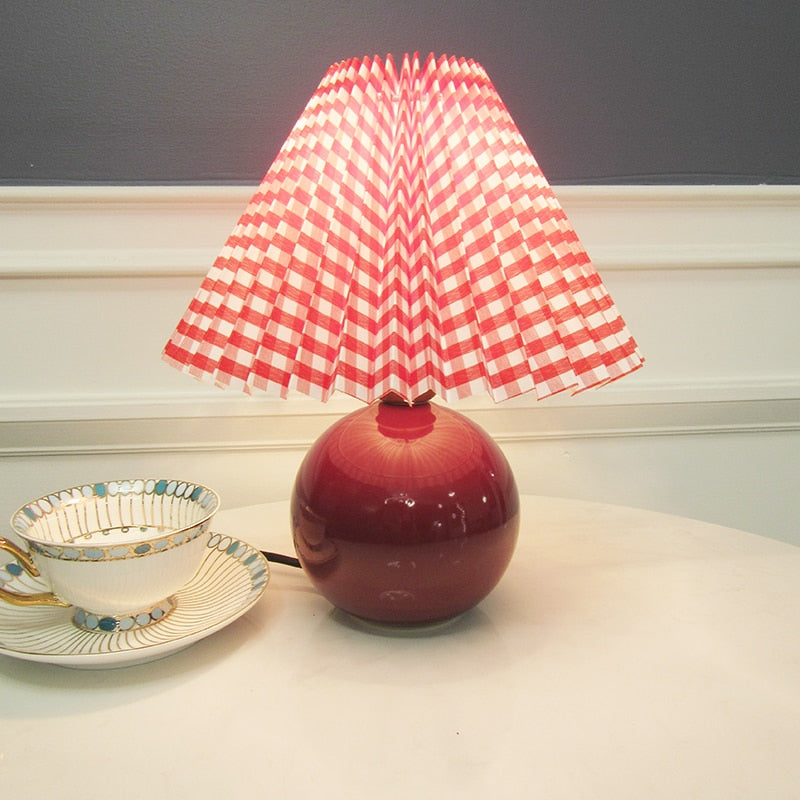 Vintage Rattan Lamp Table Korean Table Lamps for Bedroom Lamp Living Room Light Home Deco Creative Pleats Lamp with Led Bulb E27