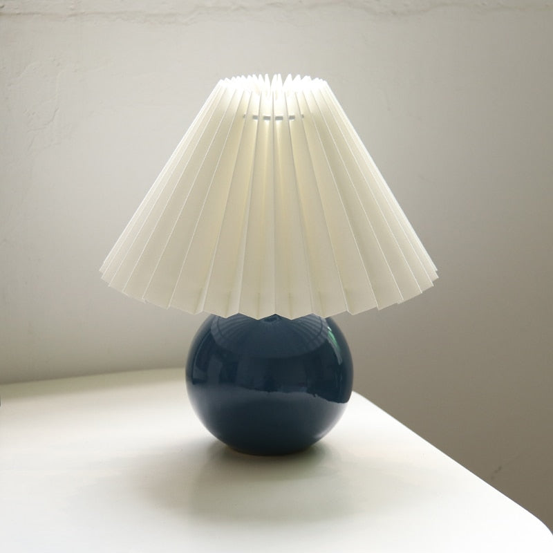 Vintage Rattan Lamp Table Korean Table Lamps for Bedroom Lamp Living Room Light Home Deco Creative Pleats Lamp with Led Bulb E27