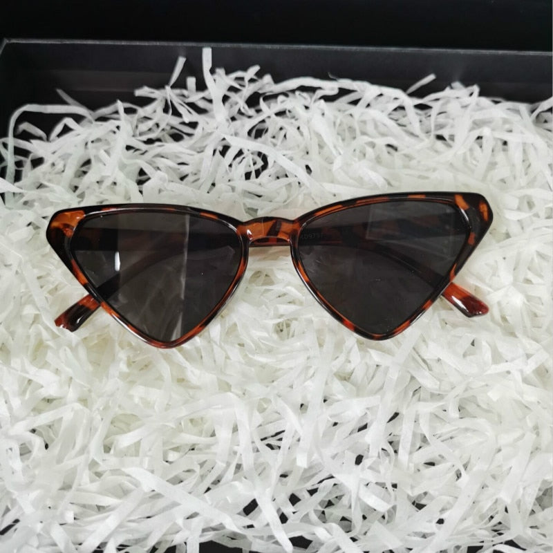 Black Cateye Sun Glasses For Women  2020 Vintage Triangle Cat eye Sunglasses Designer Shades  Glasses UV400