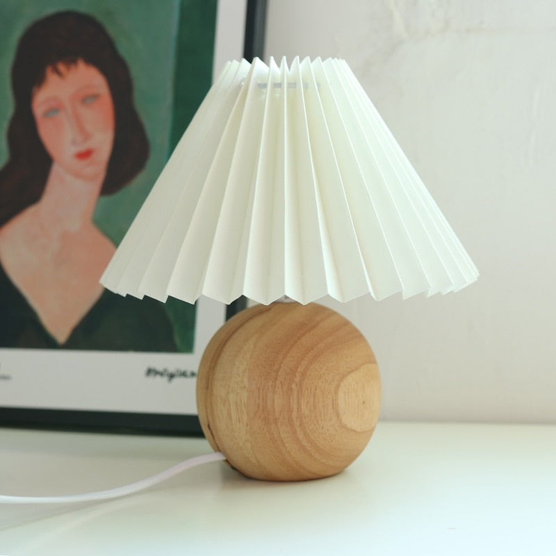 Vintage Rattan Lamp Table Korean Table Lamps for Bedroom Lamp Living Room Light Home Deco Creative Pleats Lamp with Led Bulb E27