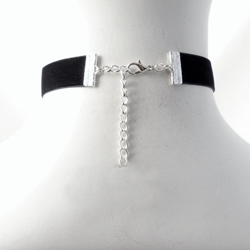 2022 New Fashion Black Velvet Choker Necklace For Women&#39;s Goth Neck Chain In Aesthetic Jewelry Accessories Trending Products
